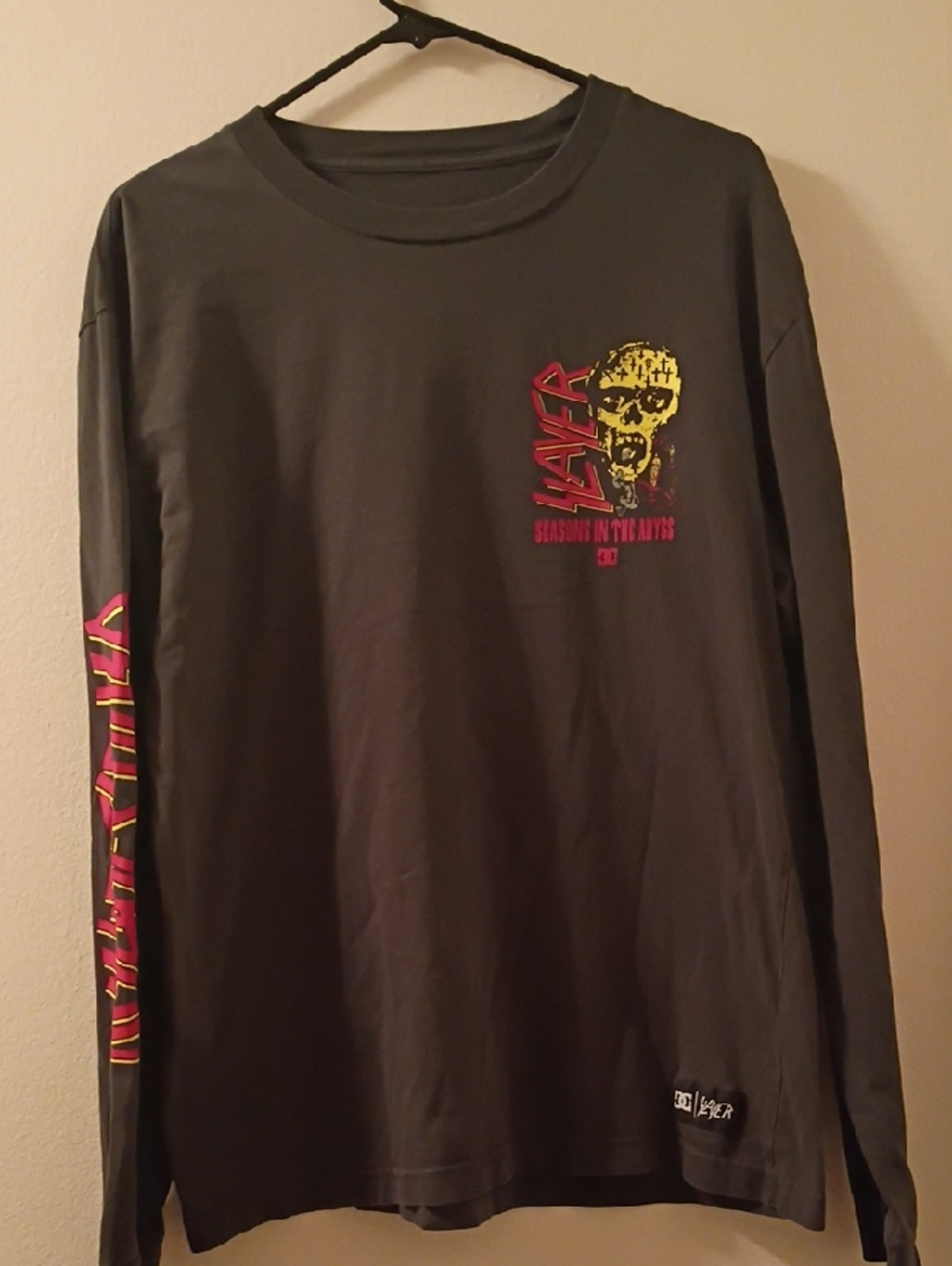 Slayer 'Seasons in the Abyss' Black Long-Sleeve Band Tee and DC Shoes